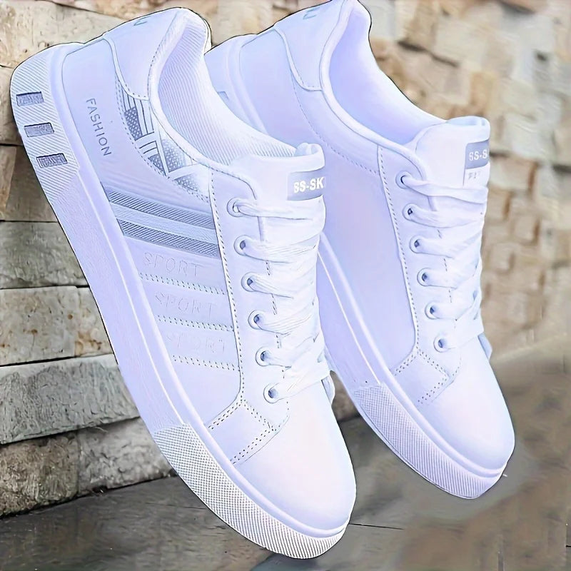 A Pair of White Sneakers, Perfect for Skateboarding, Casual Sports, and Everyday Wear. Lightweight with a Soft Sole, Suitable fo