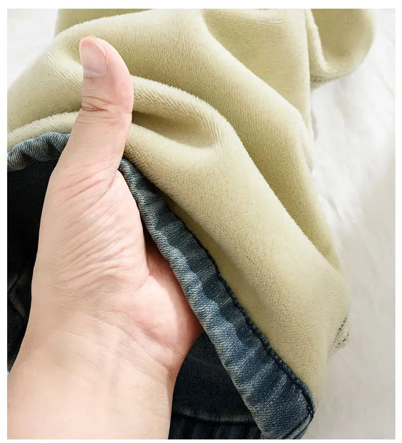 Autumn Winter Thickened Fleece-Lined Vintage Straight-Leg Jeans Women's Slimming Hip-Hiding Elastic Micro-Flared Cotton Trousers