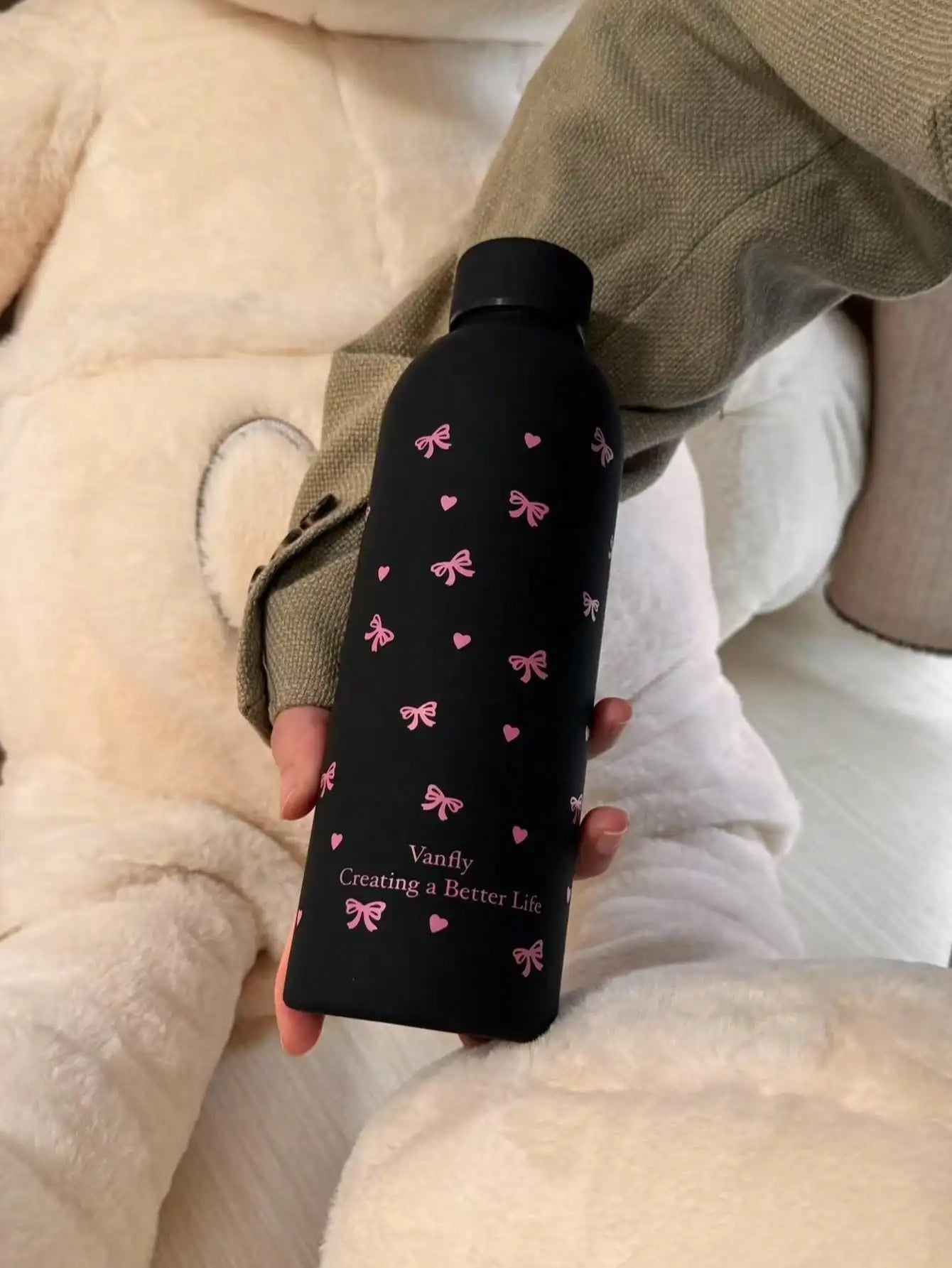 500ml Black Bow Heart-Shaped Stainless Steel Insulated Sports Water Bottle, Fitness Sports Cup, Suitable for Winter and Summer