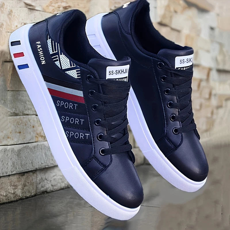 A Pair of White Sneakers, Perfect for Skateboarding, Casual Sports, and Everyday Wear. Lightweight with a Soft Sole, Suitable fo