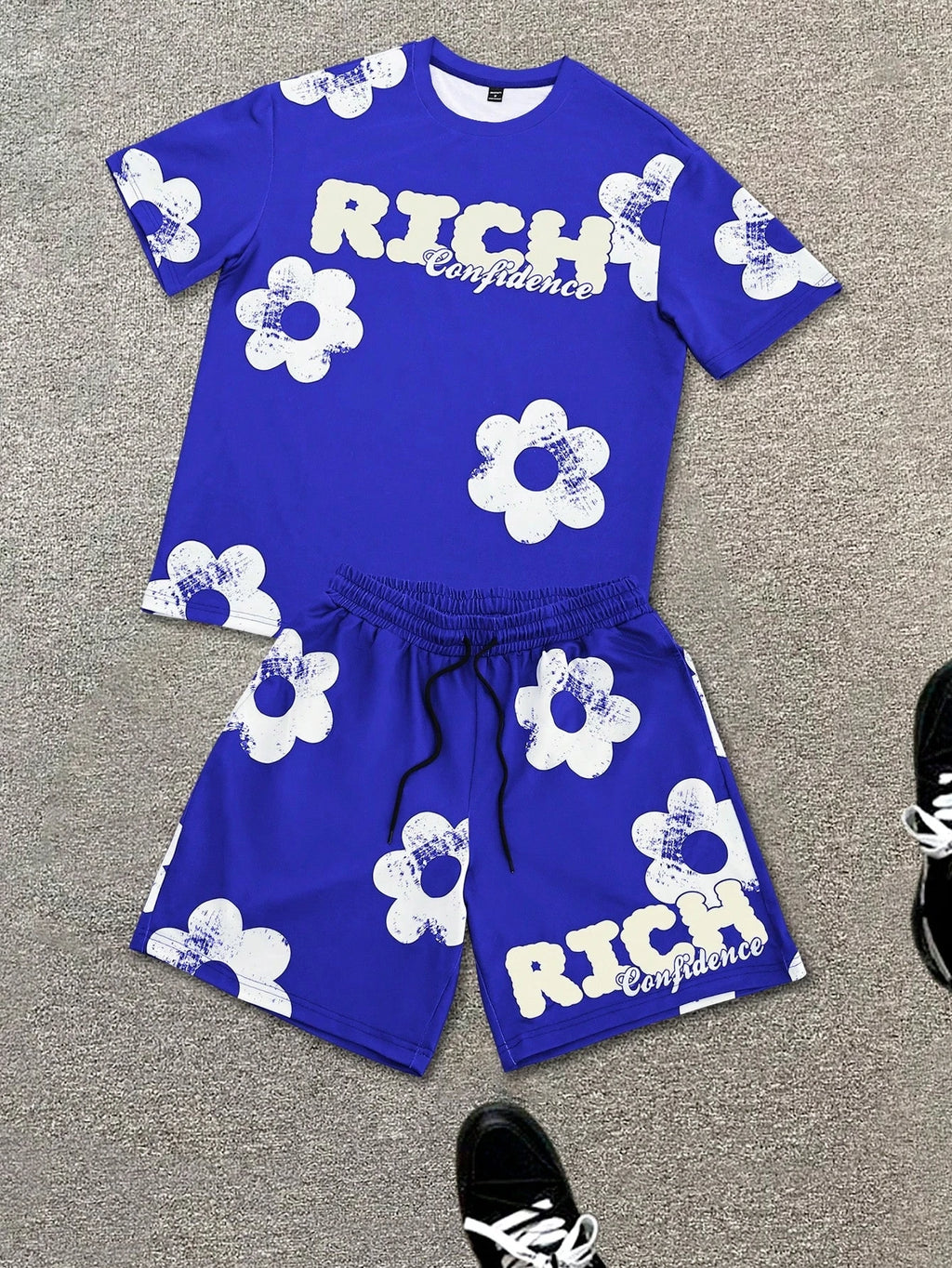 Set 2 Piezas Hombre - Remera y Short Floral Blanco y Negro