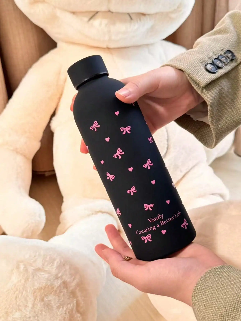 500ml Black Bow Heart-Shaped Stainless Steel Insulated Sports Water Bottle, Fitness Sports Cup, Suitable for Winter and Summer
