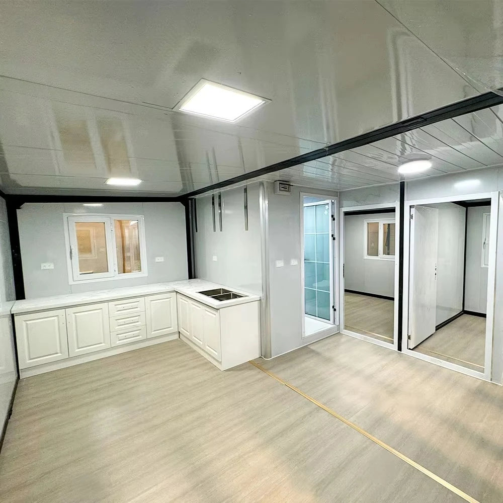 20FT 40FT Expandable Prefab Villa, Movable Modern Container House with 2/3/4/5 Bedrooms, Ready to Use Portable Modular Home