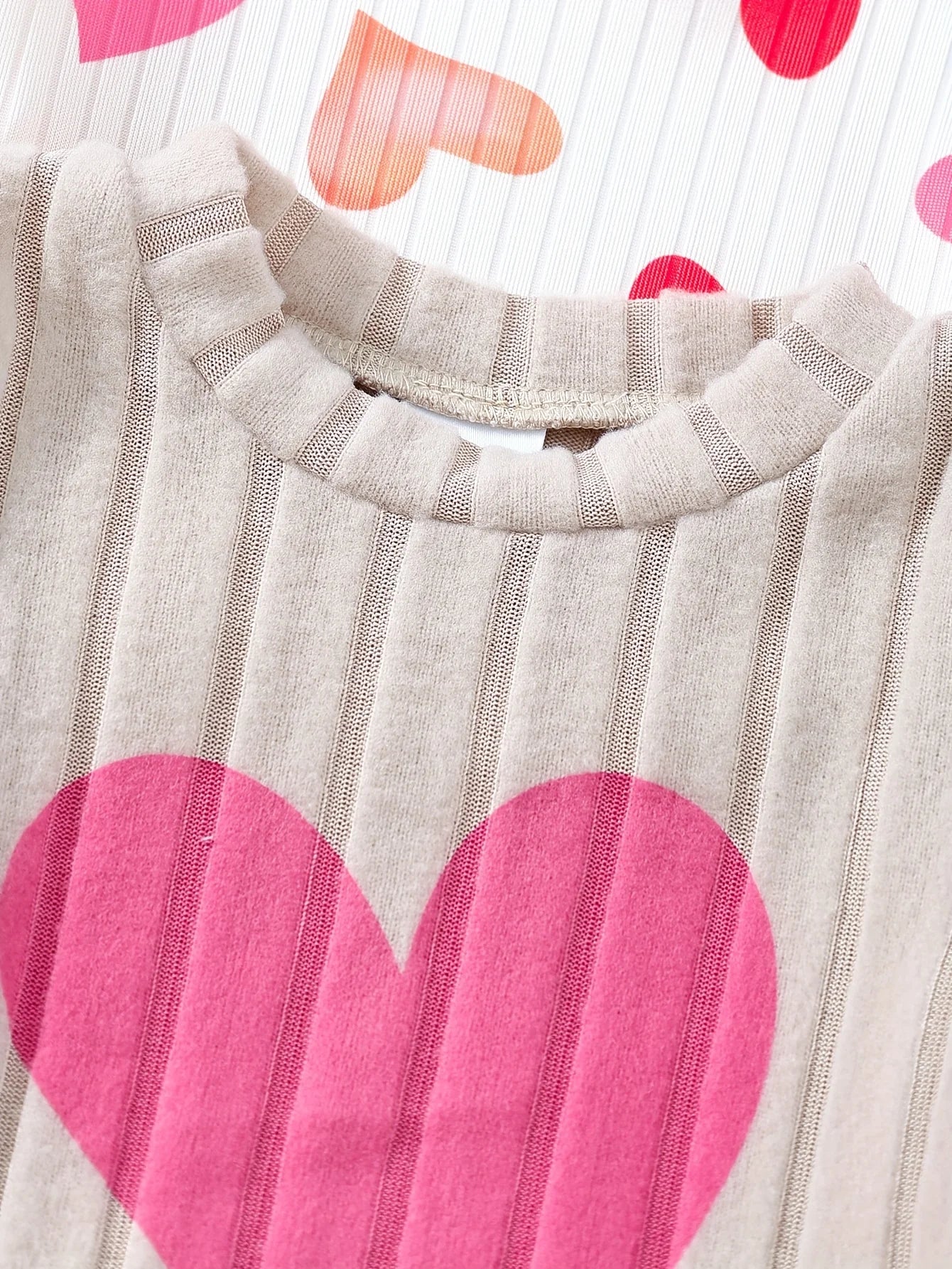 Baby Girl Autumn Winter 3PCS Set Cute Heart Print Ribbed Fabric Sweet Newborn Outfit Outdoor Essential