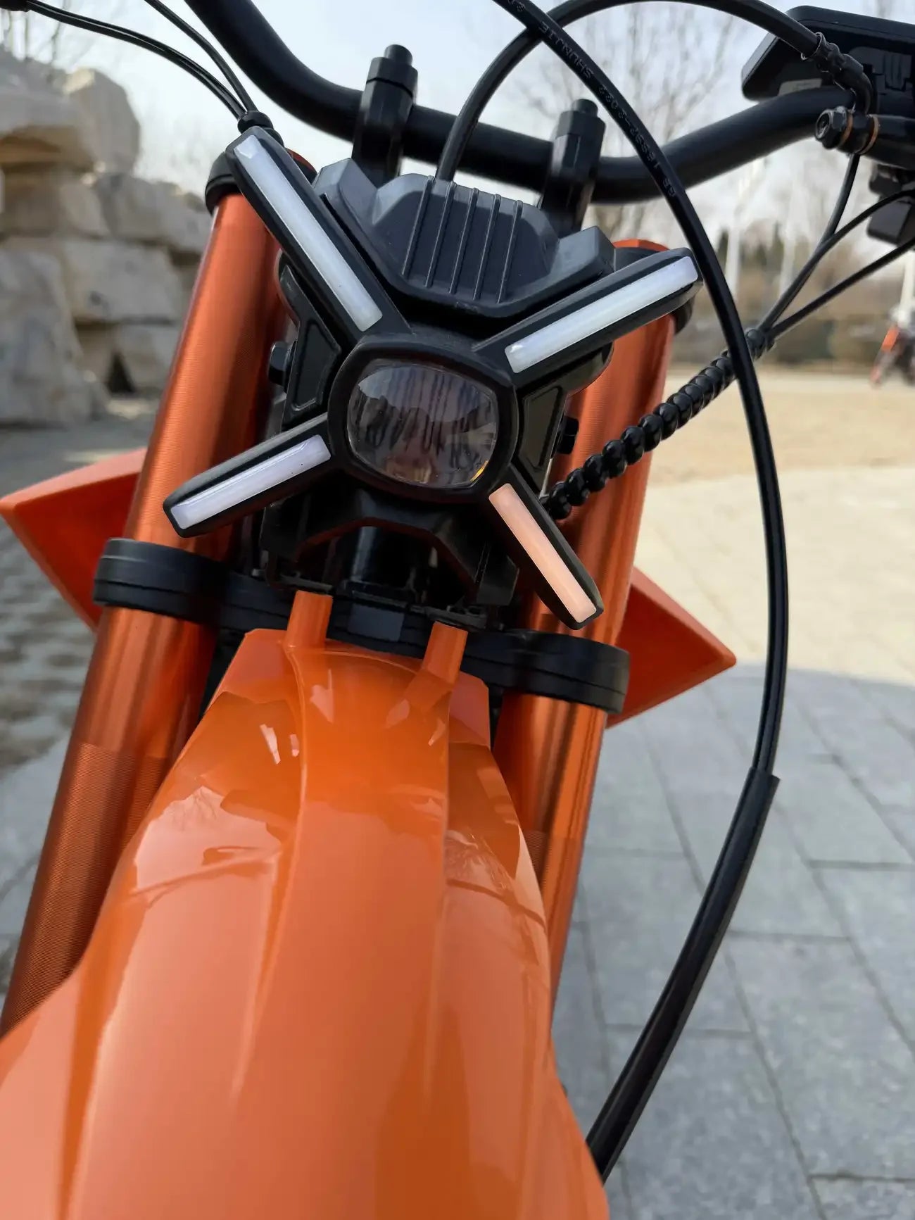 Scooter Eléctrico Todoterreno | Potente, Silencioso y Listo para la Aventura